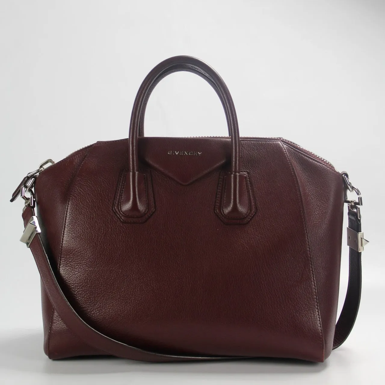 Antigona Medium Bag