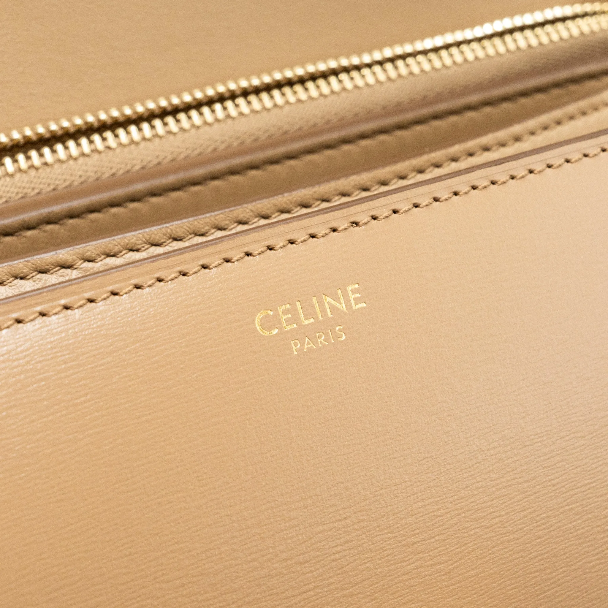 Celine medium classic box bag Calfskin Beige