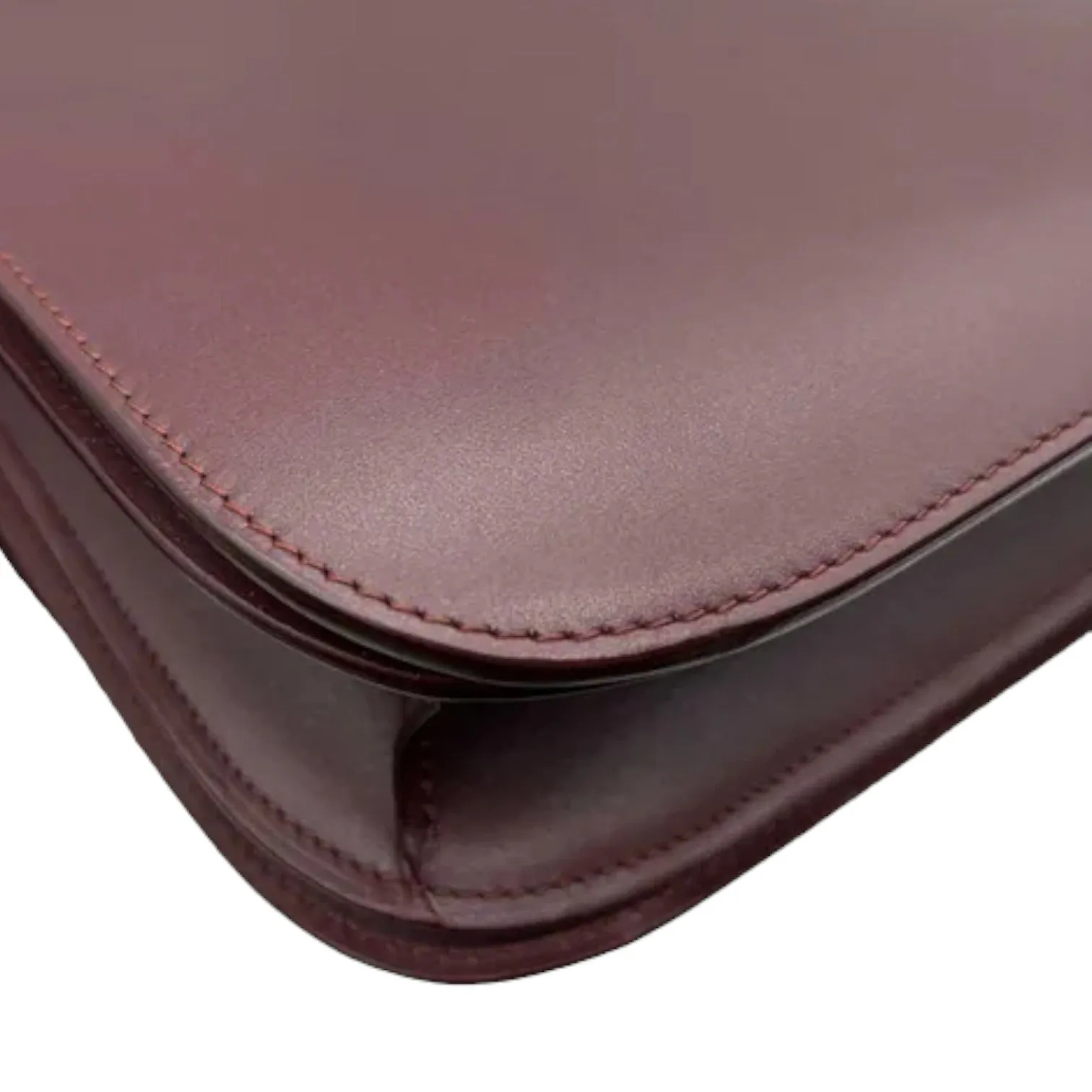 Classic Box Flap Medium Calfskin Burgundy GHW