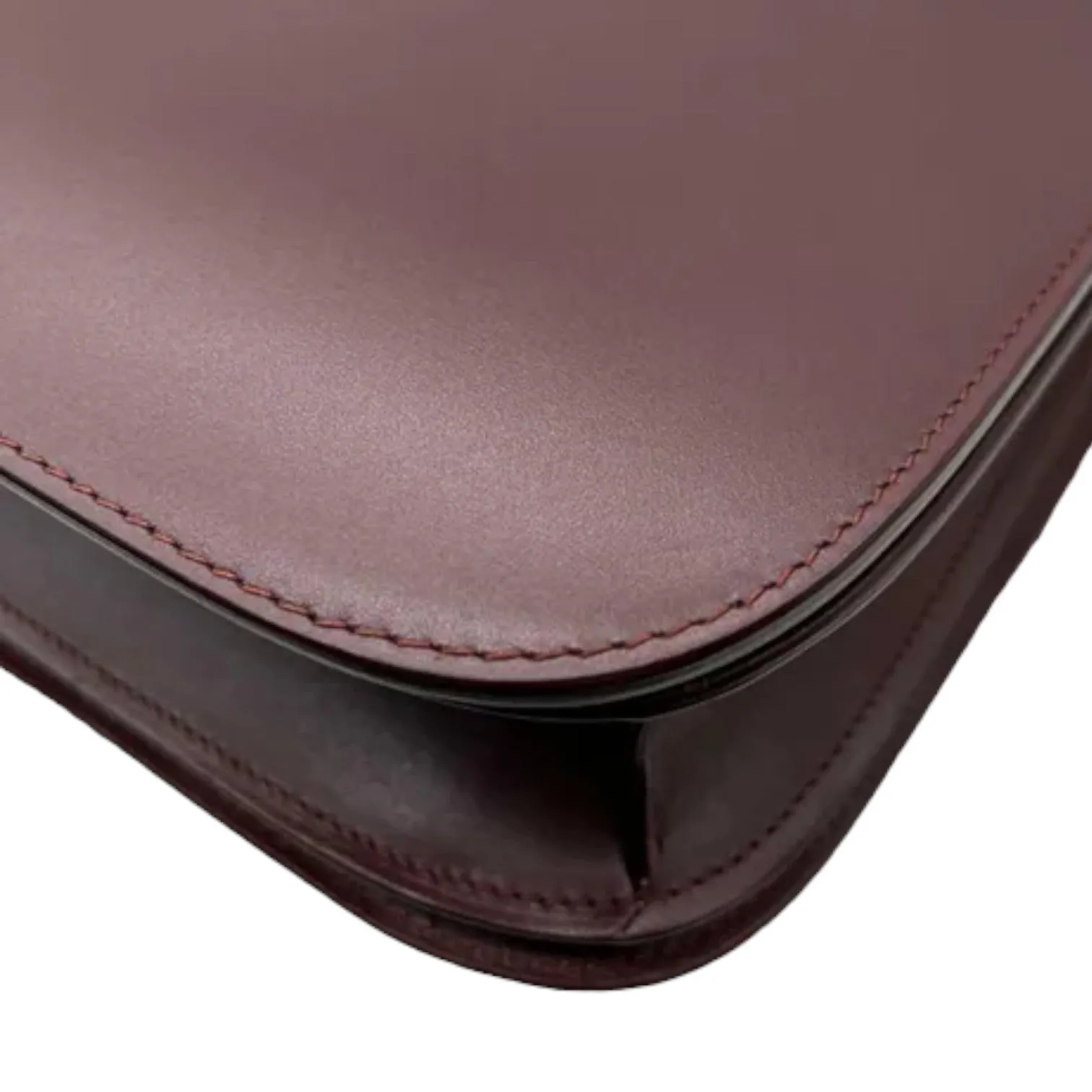 Classic Box Flap Medium Calfskin Burgundy GHW