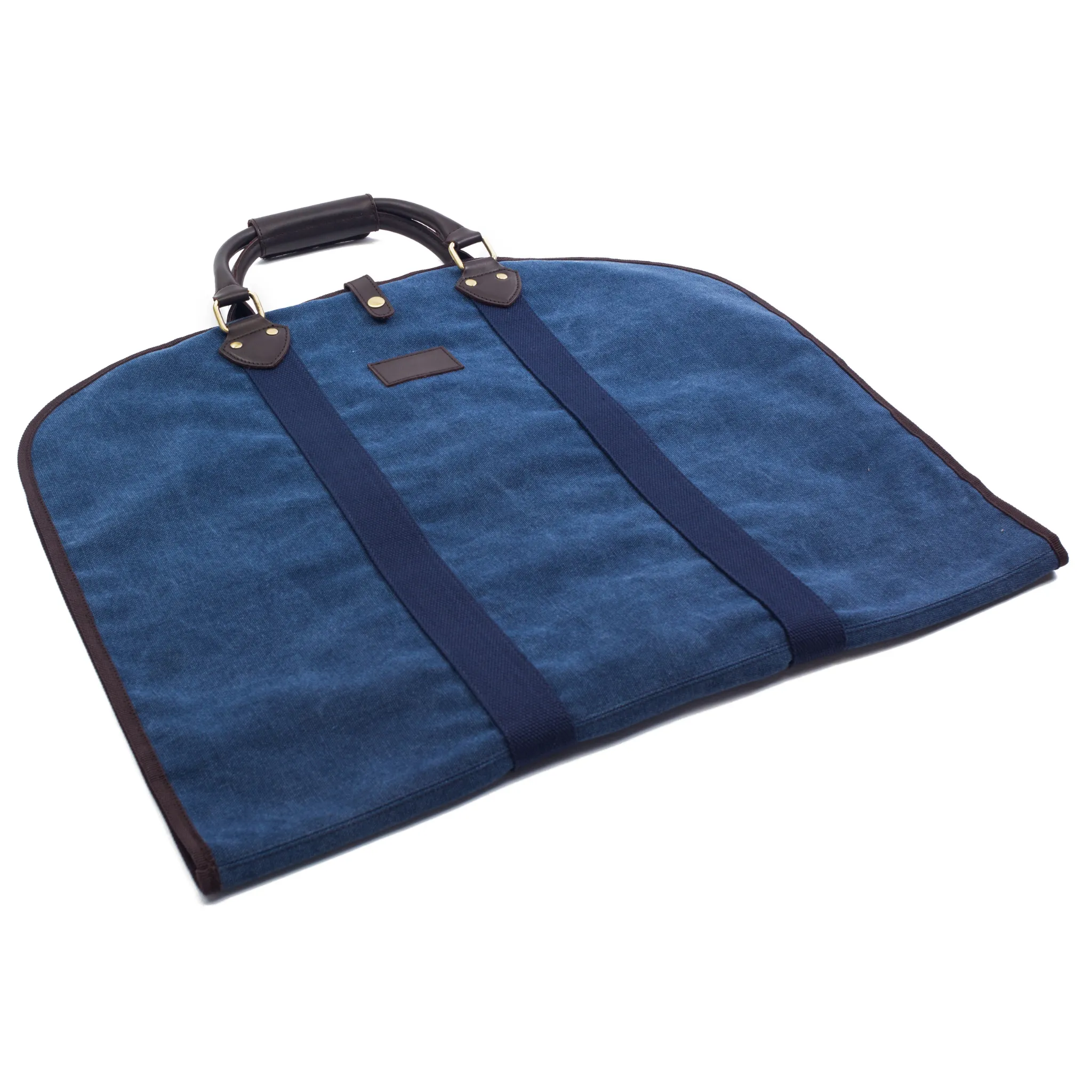 Excursion Garment Bag in Navy