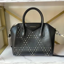 GIVENCHY BLACK STUDDED LEATHER ANTIGONA SMALL BAG 68124