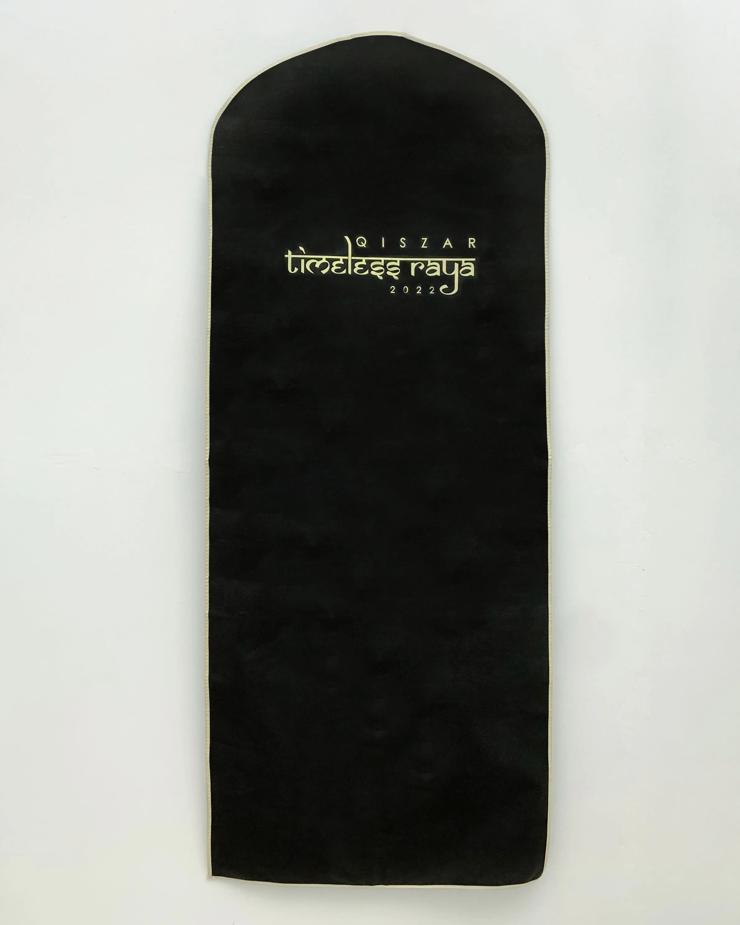 QISZAR GARMENT BAG & HANGER